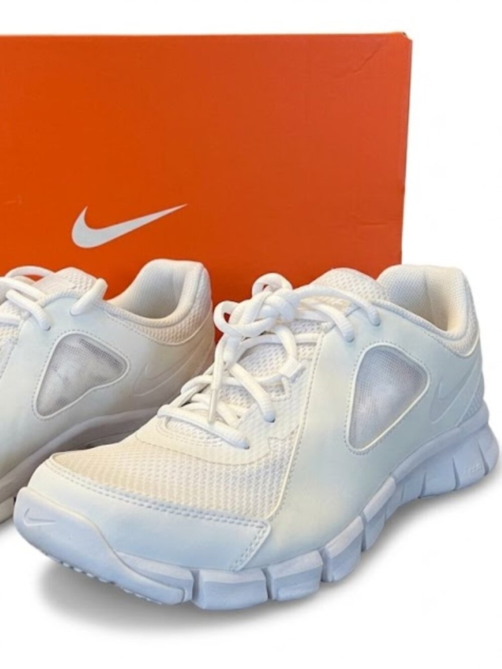 NIB Nike Flex Show TR 2 Women’s Size 9 All White Running Shoes